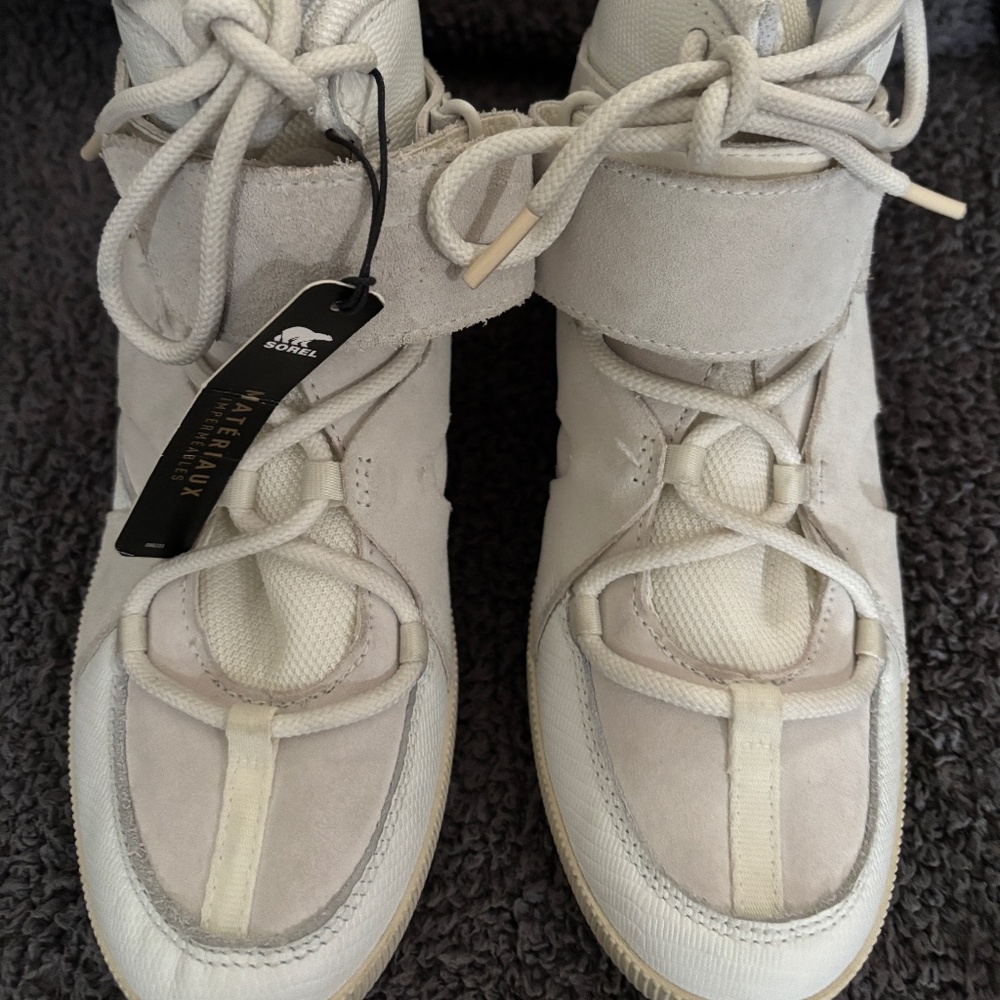 SOREL Out N About Sport Wedge Bootie New without a Box 9